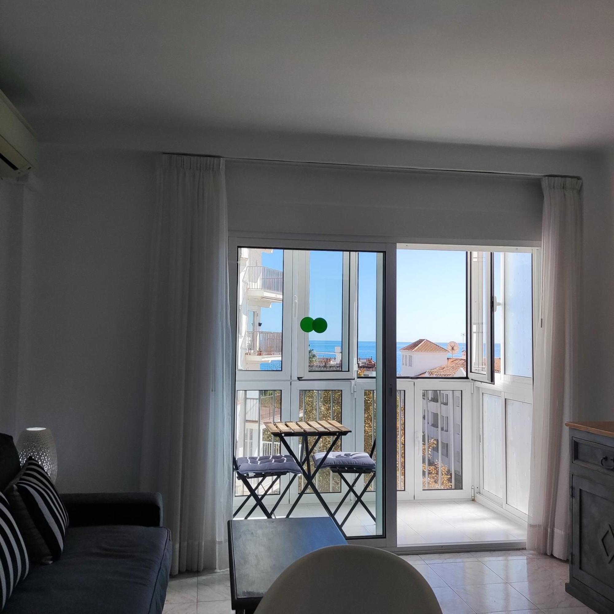 Apartament Gaviota Holidays Piscina Y Playa *
