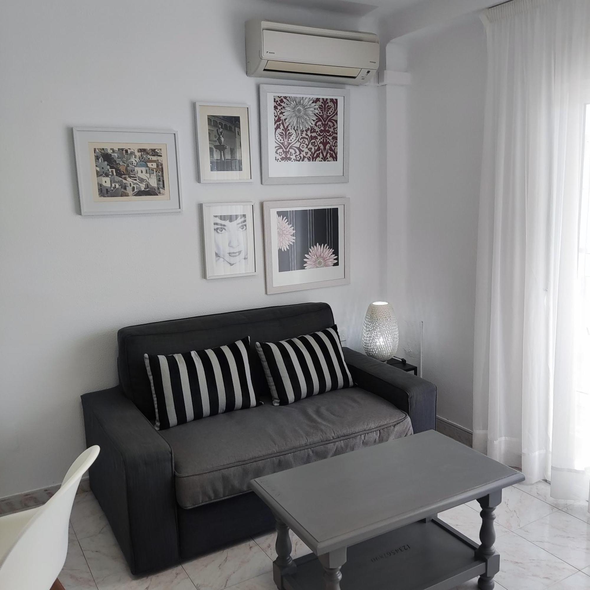 Gaviota Holidays Piscina Y Playa Apartament Nerja