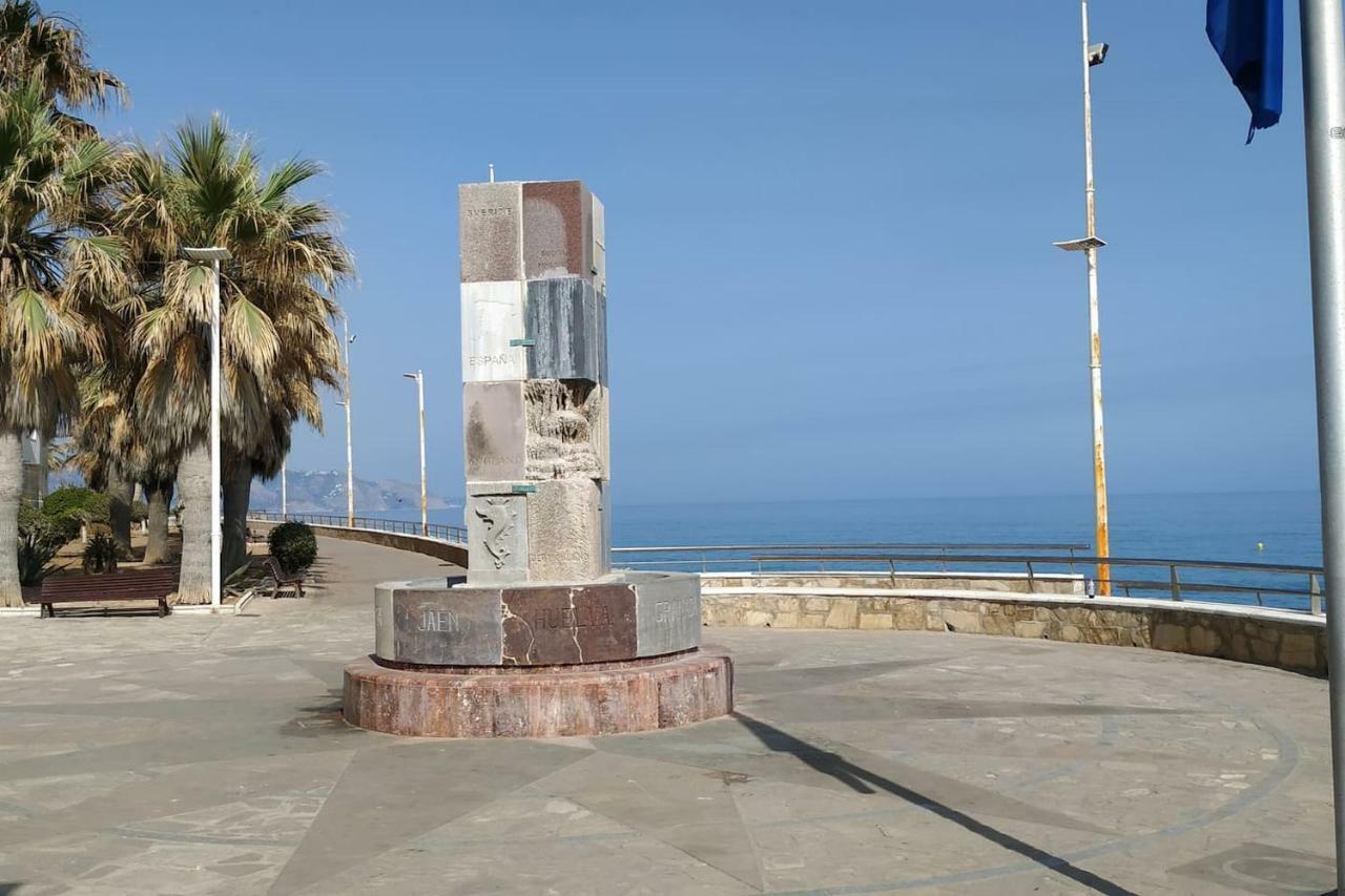 Apartament Gaviota Holidays Piscina Y Playa Nerja