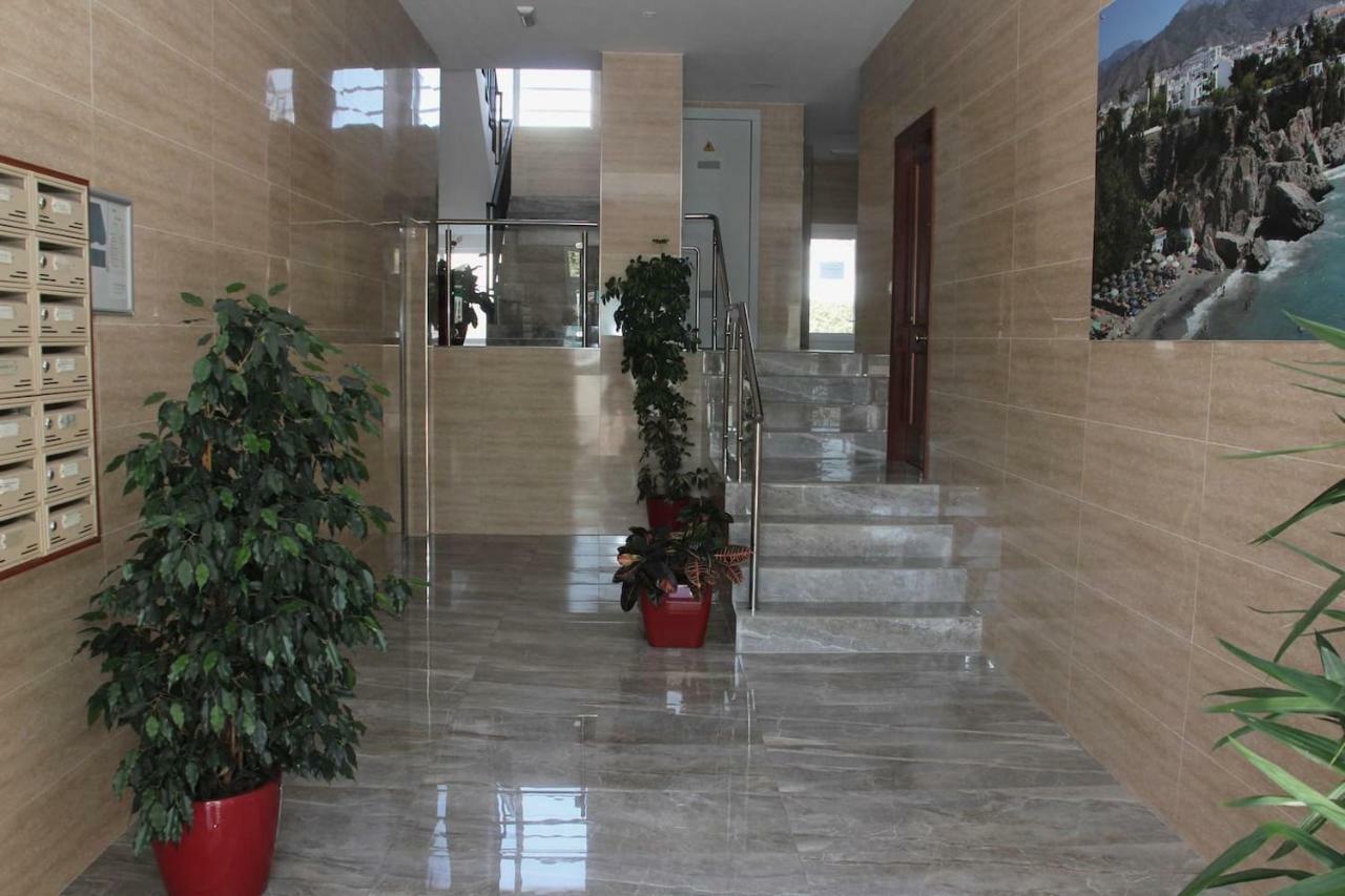 Gaviota Holidays Piscina Y Playa Apartament Nerja